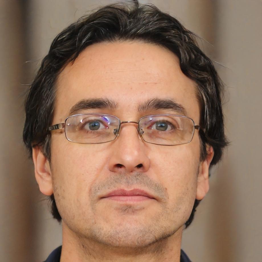 Portraitfoto von Ludger Steinbach